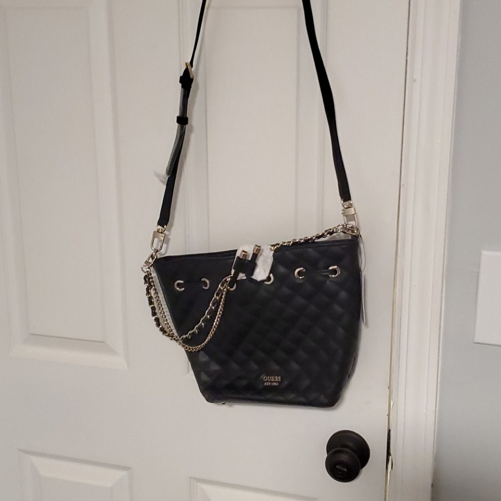 Guess  purse